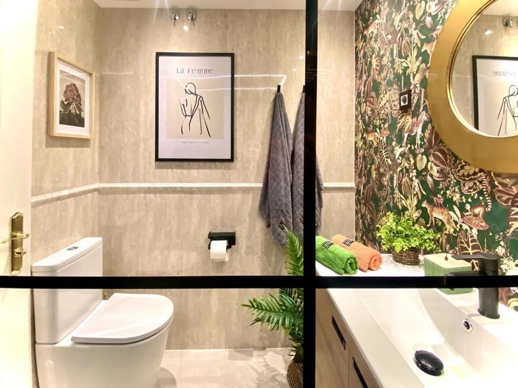 Mad Suite Aeropuerto Ifema Madrid Luaran gambar